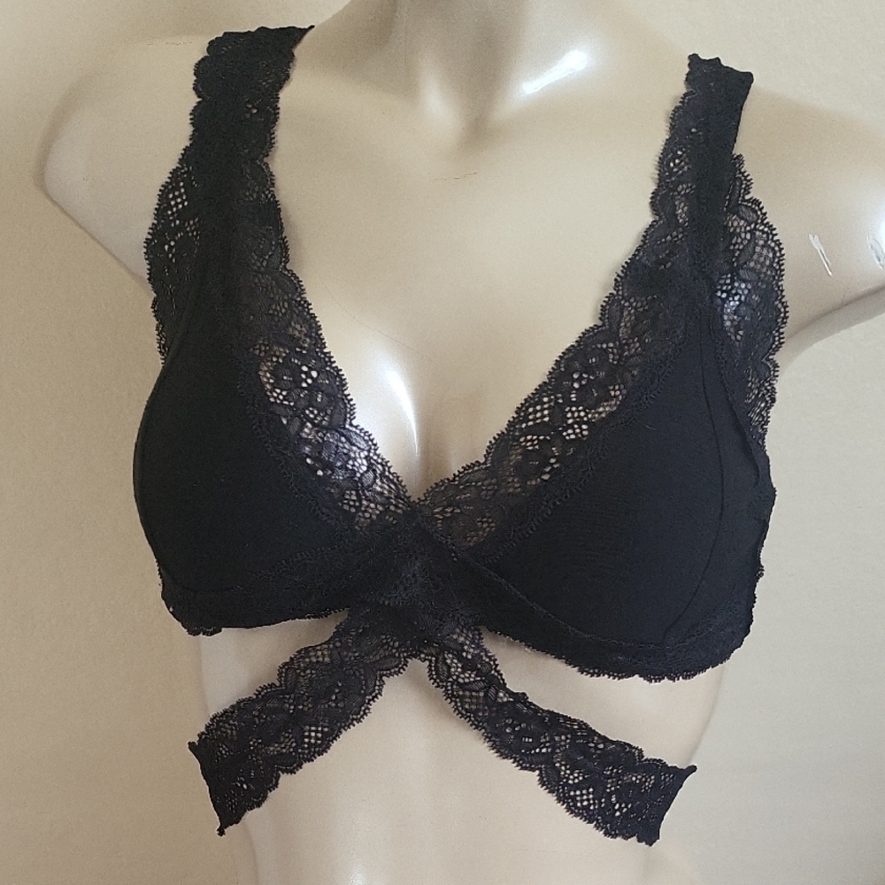 Agent Provocateur Black Lace Cross Bralette Nwot Lot 130